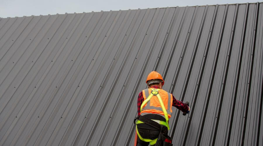 Professional gutter cleaning in Gardendale, AL